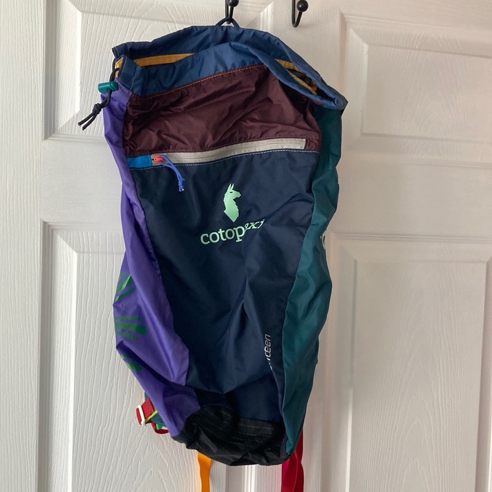 Cotopaxi Luzon eighteen. Drawstring closure backpack. Barely used.